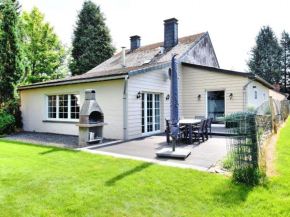 Modern family home with wellness Samrée